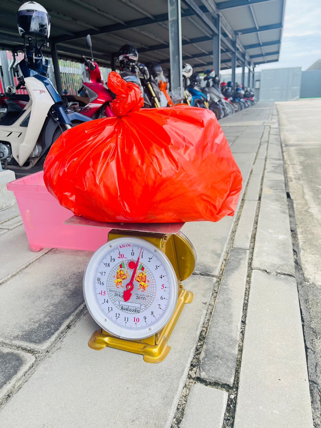 LINE_ALBUM_รูปที่เล_230919_27